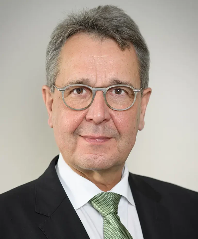 Dr. Thomas Gutknecht